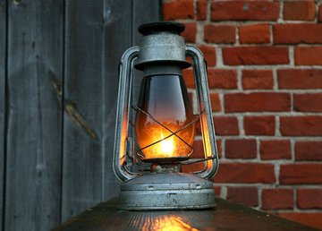Relaxovať môžete aj pri svetle petrolejovej lampy