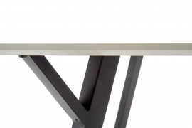 Jedálenský stôl BALROG 140x80 cm šedá / čierna