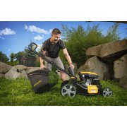 Riwall PRO RPM 5155 V PRO multifunkční travní sekačka 4 v 1 s benzinovým motorem a variabilním pojez